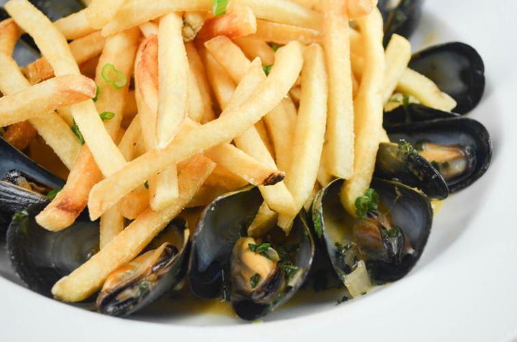 Mussels frites.jpg