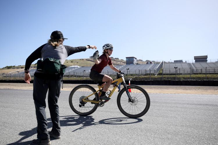 040922 Sea Otter 03.jpg