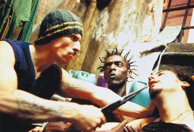 Overcrowded Brazilian prison Carandiru shows ugly life inside.  