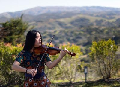 Violinist Tien-Hsin Cindy Wu