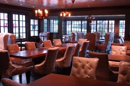 downstairs_dining_t620.jpg