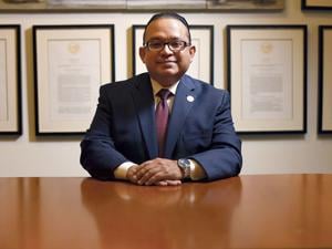 Image for display with article titled County Board of Supervisors Will Consider Creating a Committee to Focus on Immigrants’ Rights.