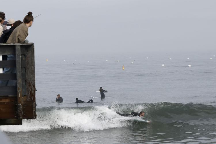 122823 Big Waves 02.jpg