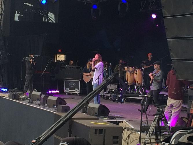 Dirty Heads rile up a full house on Saturday afternoon in the main arena.