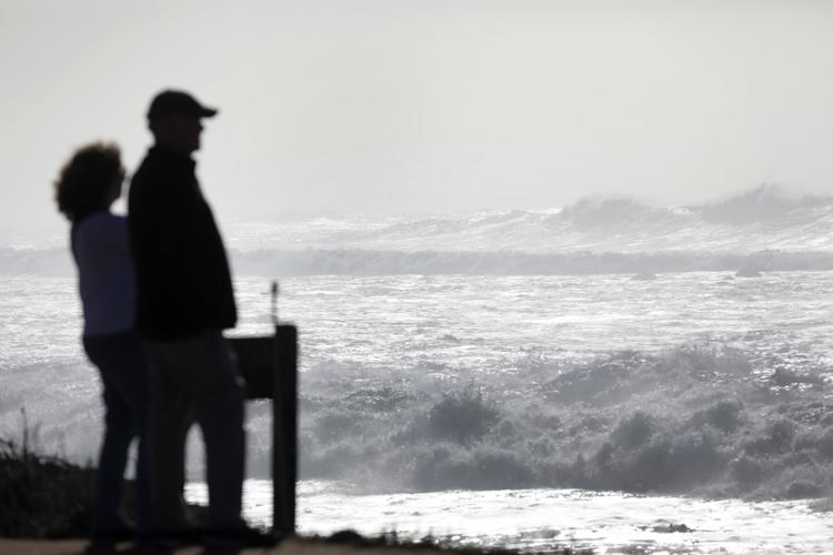 102521 Waves 08.jpg