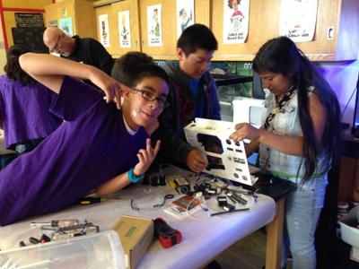 Assembling solar suitcases