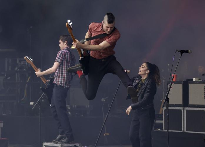 052723 Cali Roots 02.jpg