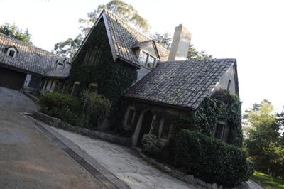 Carmel Planning Commission Passes Flanders Mansion to City Council  