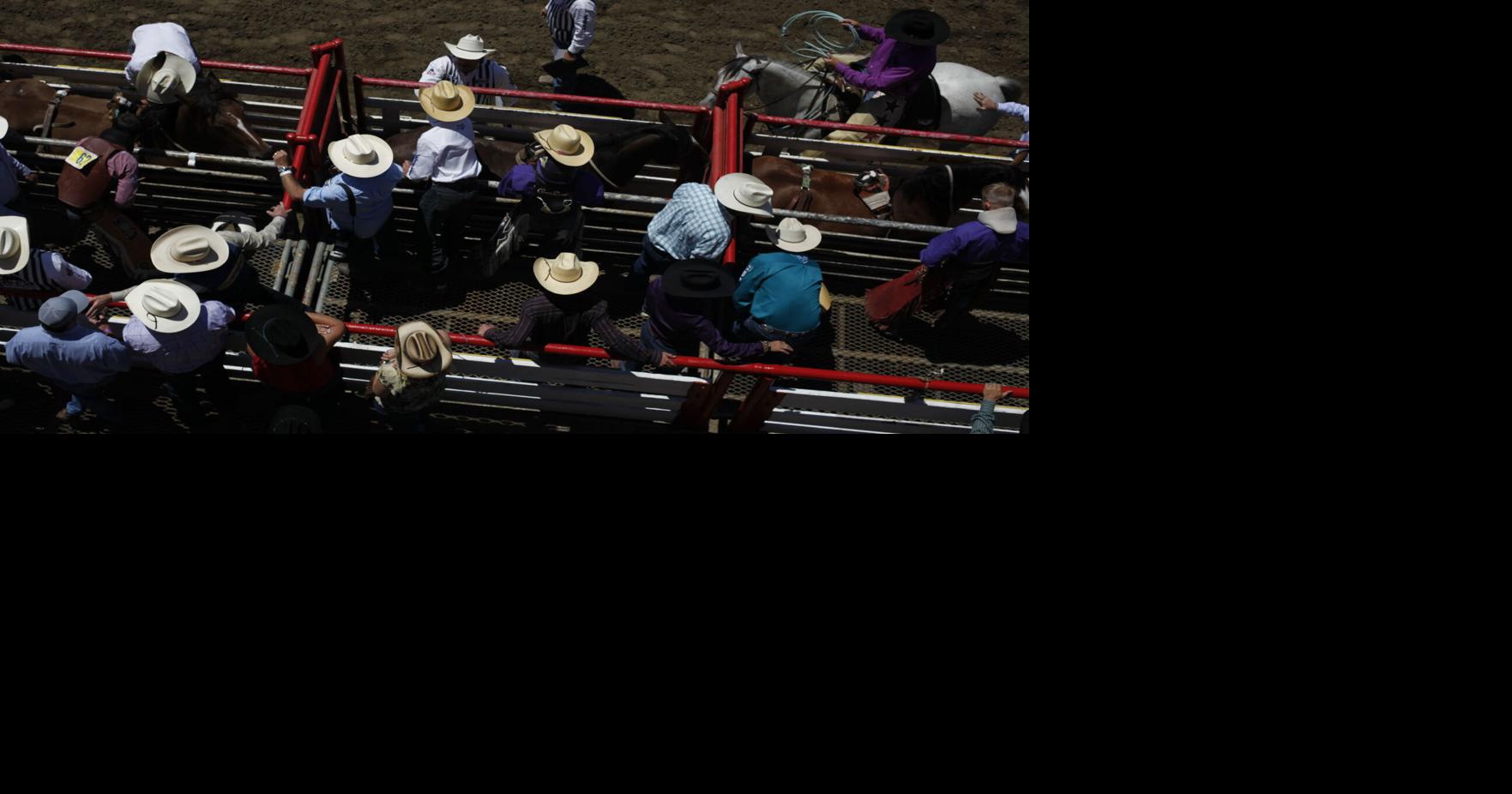 National Rodeo Hall of Fame honors the California Rodeo Salinas with legacy award.