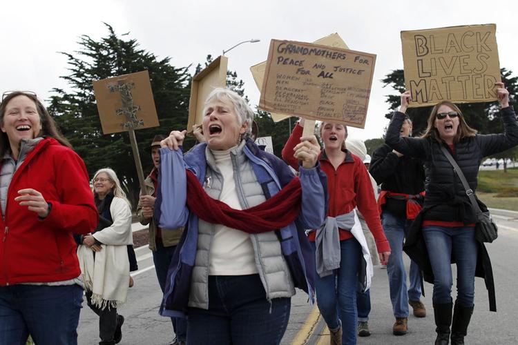 WomensMarchesMCW001.JPG