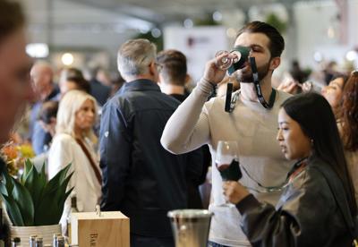 040624 PB Food and wine 12.jpg