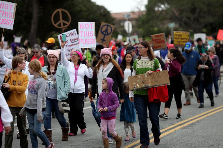 WomensMarchesMCW008.JPG