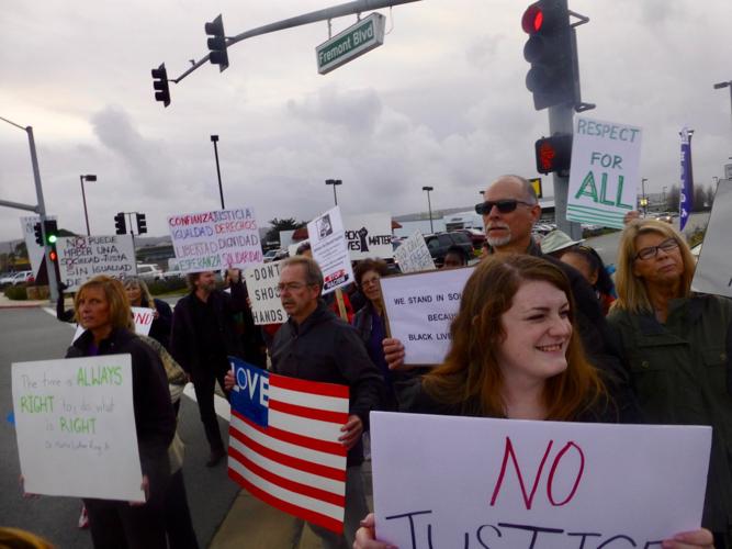 WomensMarchesMCW026.jpg