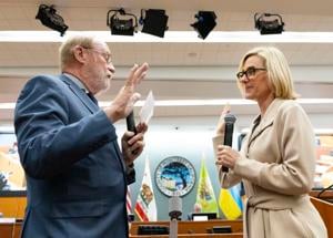 Image for display with article titled Newly Elected District 5 Supervisor Kate Daniels Is Sworn In.
