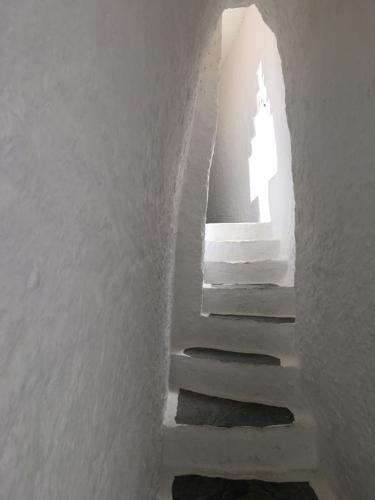 Dali Hallway