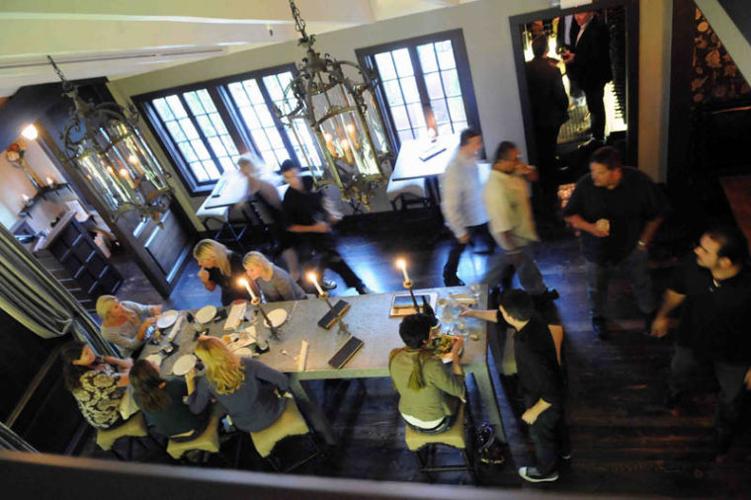 Restaurant 1833 uses setting and gold-plate-pedigree chef to match the hype and then some.  