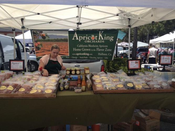 Carmel farmers market apricots