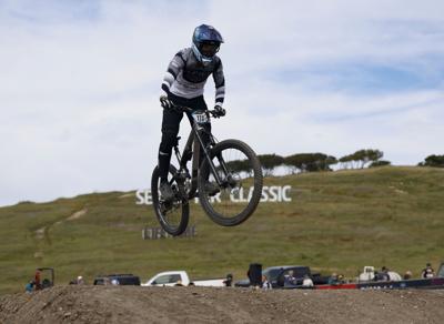 041025 Sea Otter 08.jpg