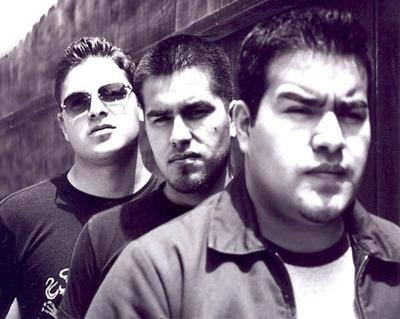 Delirio rocks hard en Español.  