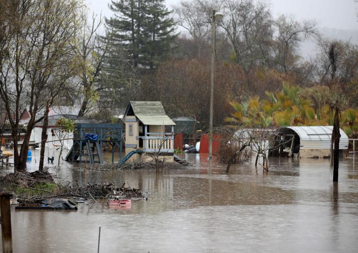 Royal Oaks flooding