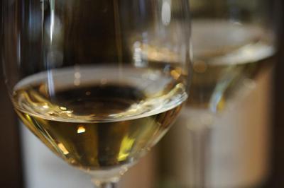 •Morsels-WhiteWine