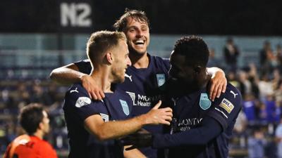 Gleadle celebrates