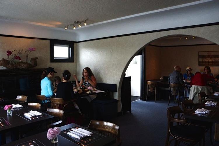 KS - zum sushi inside.jpg
