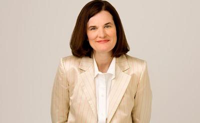 Paula Poundstone lives in the comedic moment.  