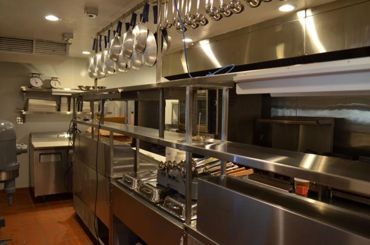 Bay of Pines kitchen