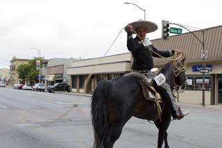 Horse parade brings beloved tradition to Salinas.