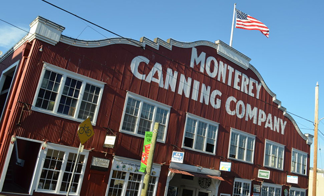 Giant Artichoke - Cannery Row exterior
