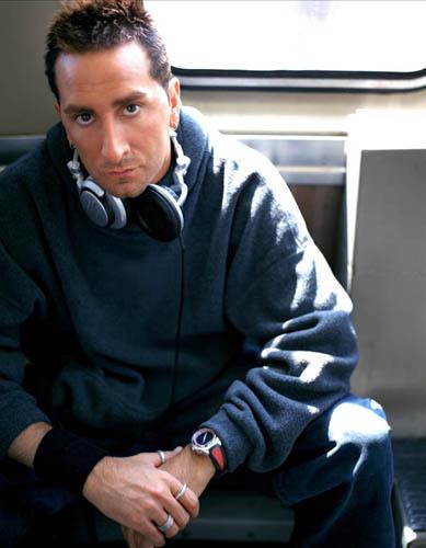International electronica star Bad Boy Bill drops in on Club Octane.  