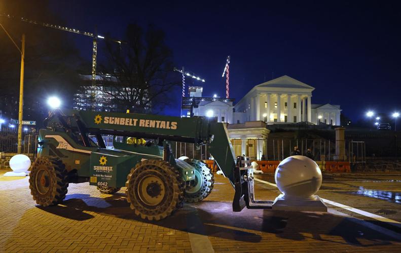 20210107_METRO_CAPITOLSQUARE_AWE03