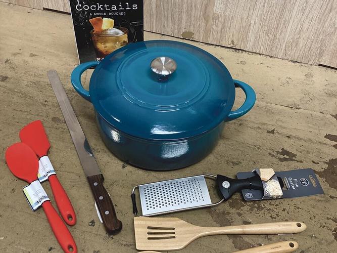 GiftGuide-MB Restaurant 2022