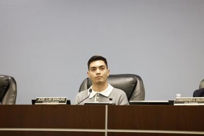 012725 Salinas City Council 259.JPG (copy) Spanish