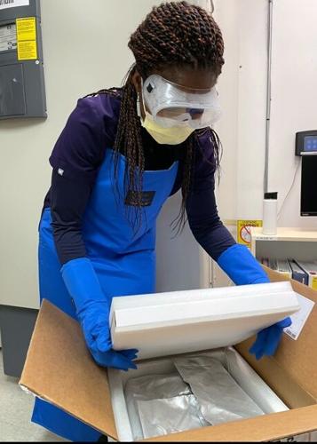 Dry ice Covid-19 vaccine