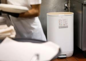 Image for display with article titled A Small-but-Mighty Can That’s Helping a Carmel Restaurant Save Time, Money and the Planet.