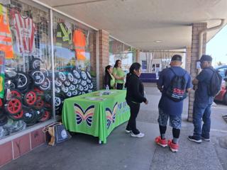 Mujeres en Acción reaches thousands. Fire at Salinas apartment. Resisting Trump’s bad instincts.