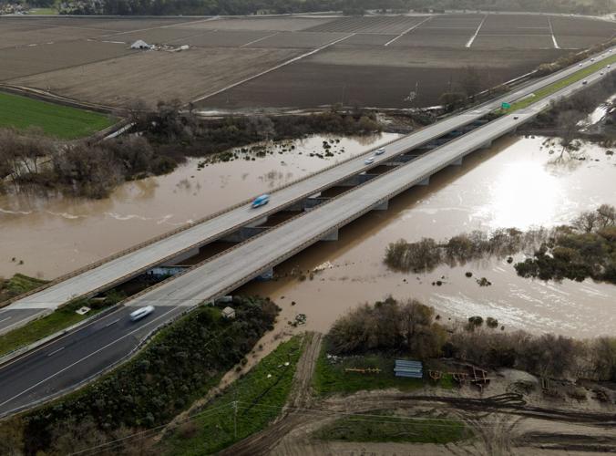 011223 Salinas river 01.jpg