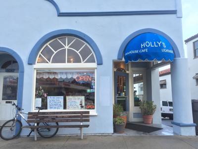 Holly's Lighthouse Cafe