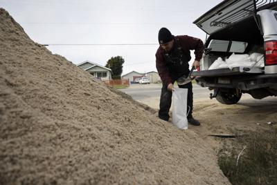 sandbag filling