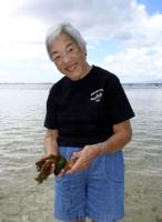 "Izzie" Abbott, Hopkins' seaweed science trailblazer, dies at 91.  