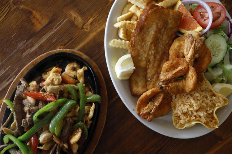 052825 Mariscos Puerto Nuevo 02.JPG