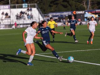 The Monterey Bay Sirens complete their first season with a divisional championship.
