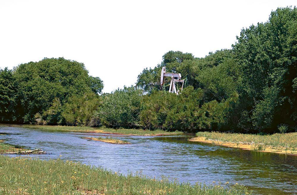 Traveling the 150mile span of the Salinas River yields lessons on the ValleyversusPeninsula