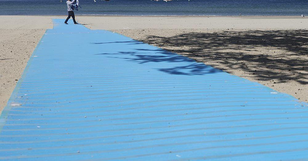 Monterey rolls out the first phase of an accessible walkway on Del Monte Beach. - Vimarsana News