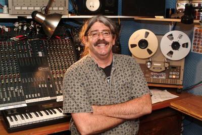 gary souza makes musicians