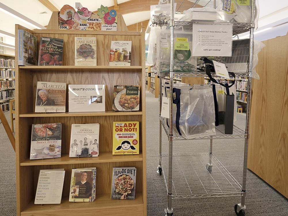 Make Your Own Recipe Book at the Canoga Park Branch Library!