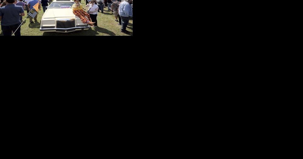 As the Concours d'Lemons enters its 14th year, the event's popularity continues to grow. | Cover Collections - Vimarsana News