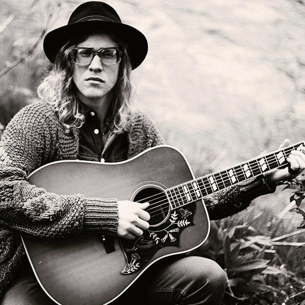 Vocal Talent Allen Stone Performs Big Sur S Loma Vista Gardens